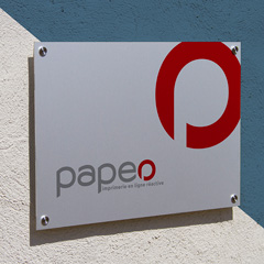 plaques professionnelles personnalisés