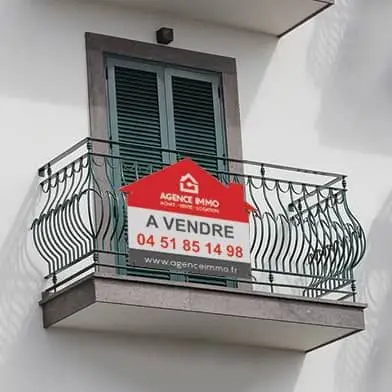 Panneau Akilux, agence Immobilière