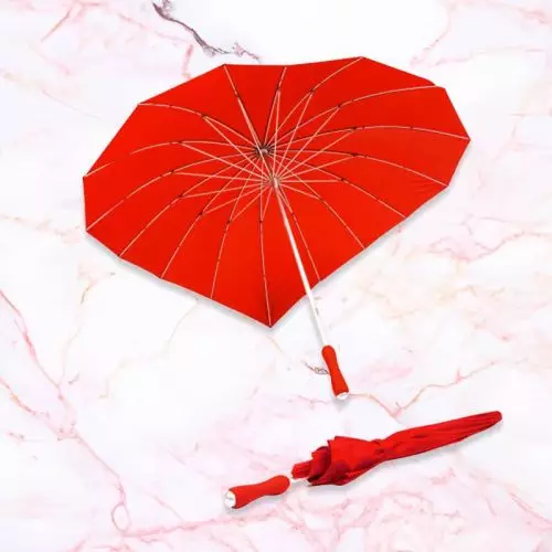 Parapluie ne forme de coeur personnalisé