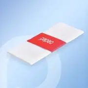 Serviette pliée en pochette à couverts et rond de serviette